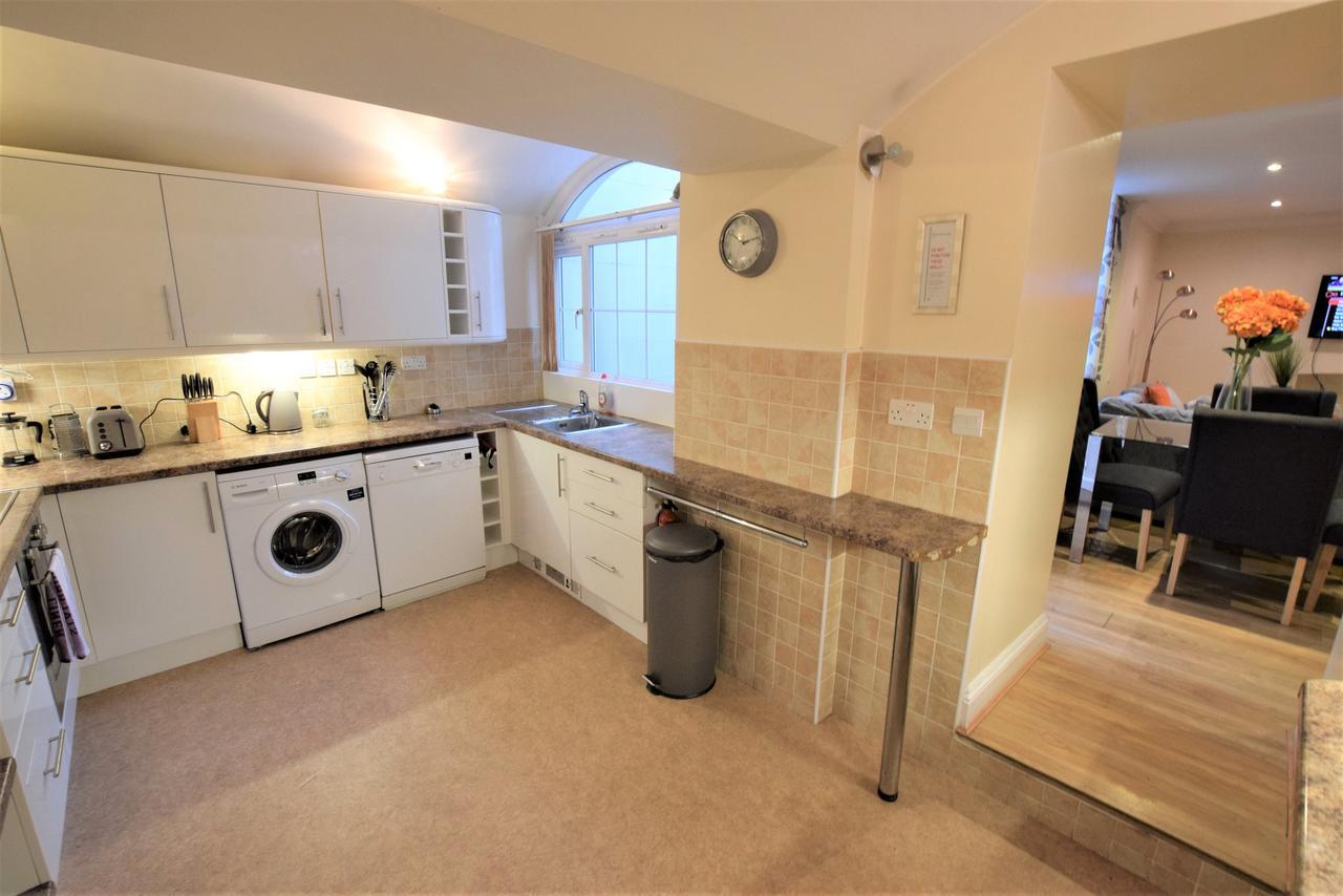 Meridian Way - Your Apartment Bristol Eksteriør billede