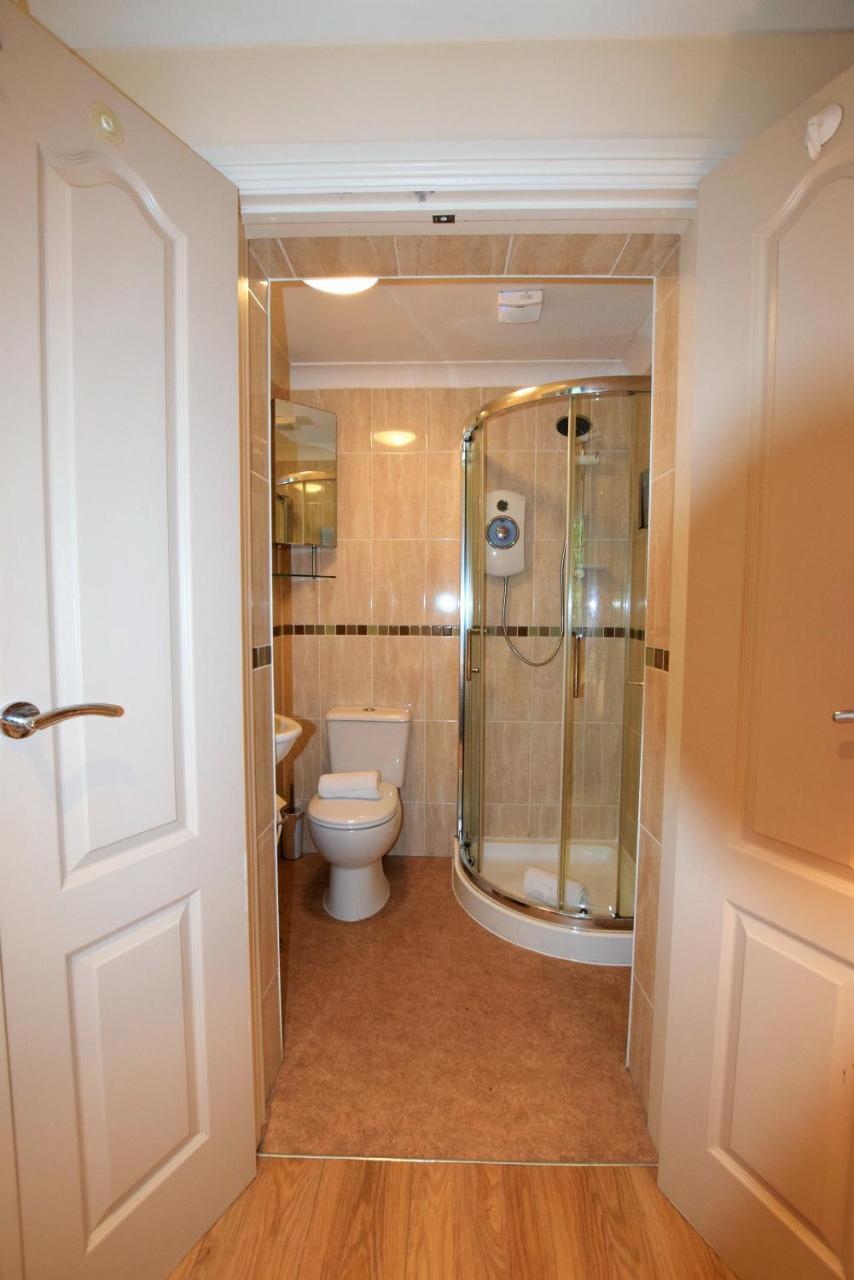 Meridian Way - Your Apartment Bristol Eksteriør billede